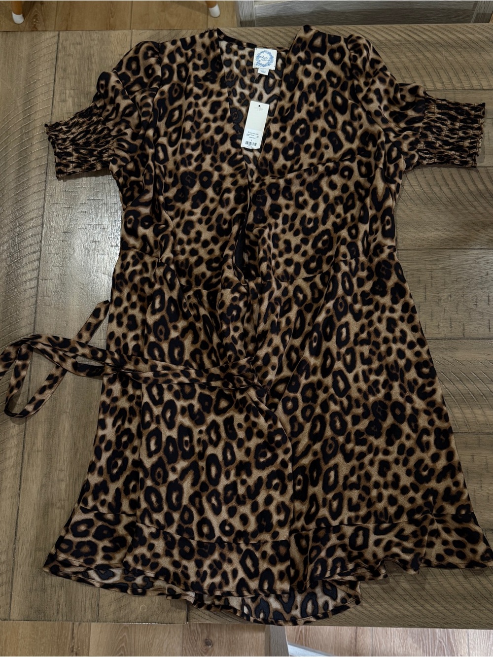 Francesca's Collections Leopard Print Tie-Waist Tunic in Brown and Black